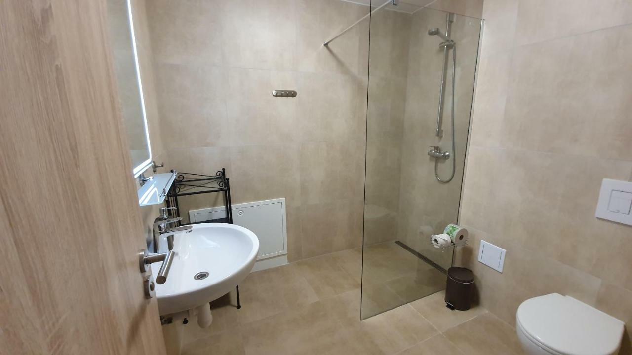 Apartmanovy Dom Lucky 188 Deménvölgy
